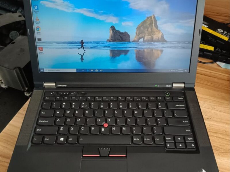 Lenovo ThinkPad powered by an Intel Core i7 Laptop sales and services