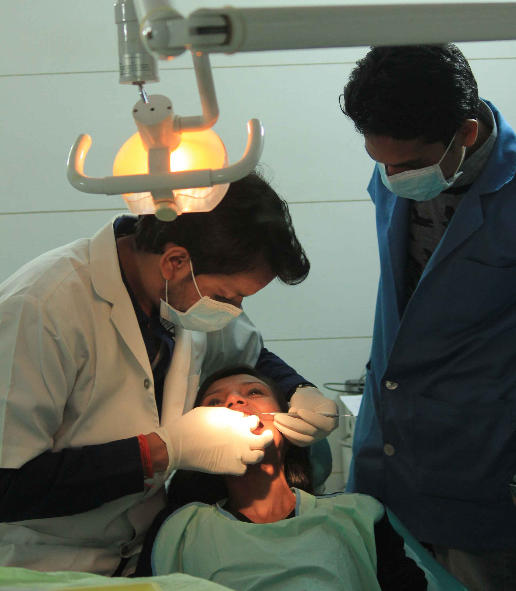 Find the Best Dentist & Dental Clinic in Noida Sec 12
