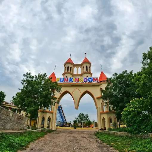 Best Entertainment Park in Jaipur – FunKingdom Experience