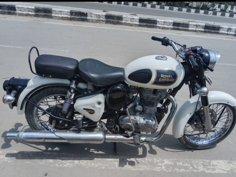 Second Hand Used Royal Enfield Bullet Classic 350 2017 For Sale In Delhi