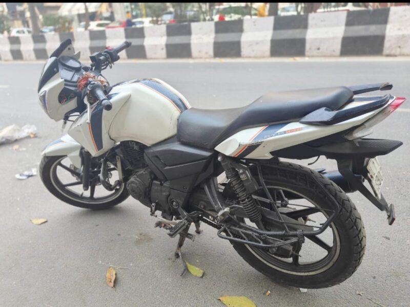 Second Hand Used Apache RTR 160CC 2017 For Sale In Delhi