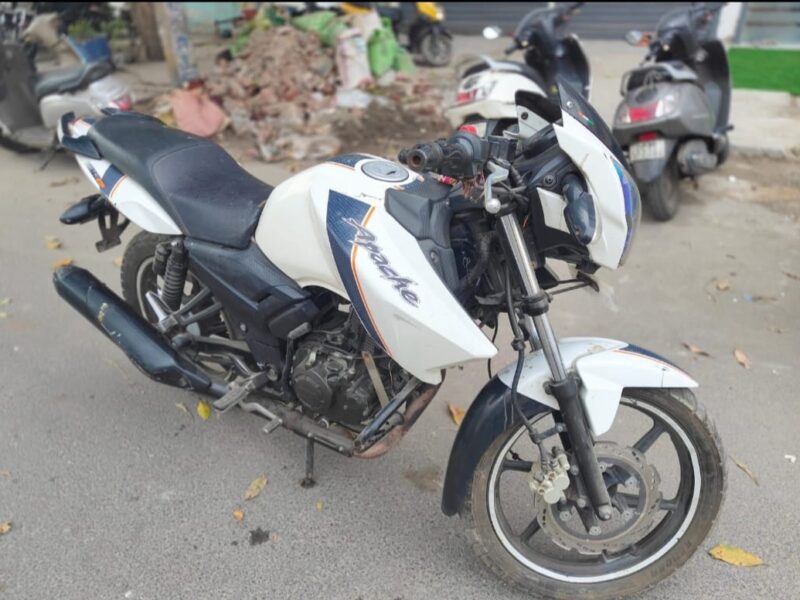 Second Hand Used Apache RTR 160CC 2017 For Sale In Delhi