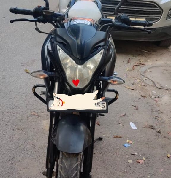 Second Hand Used Pulsar NS 200cc 2012 For Sale In Delhi